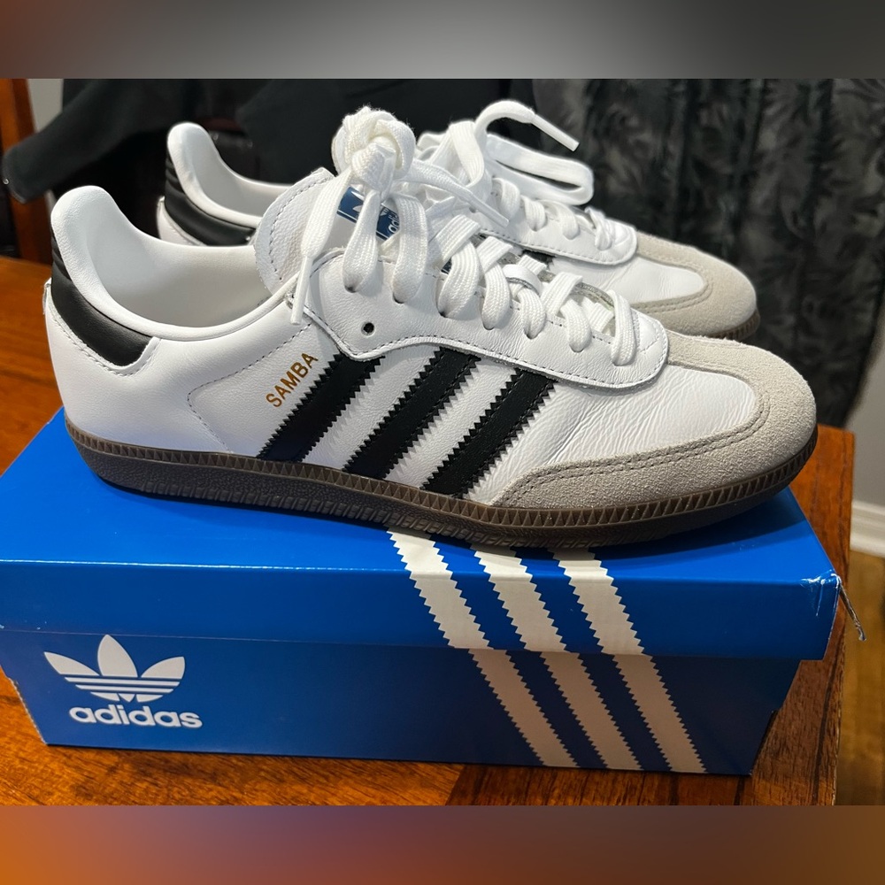 Adidas OG Sambas size 7.5 worn once new condition.